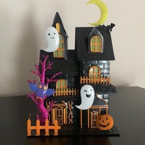 Halloween decor - haunted house.